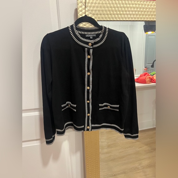 Adrianna Papell Women's Large Black Cardigan with White Tipping at Hem - Picture 2 of 7